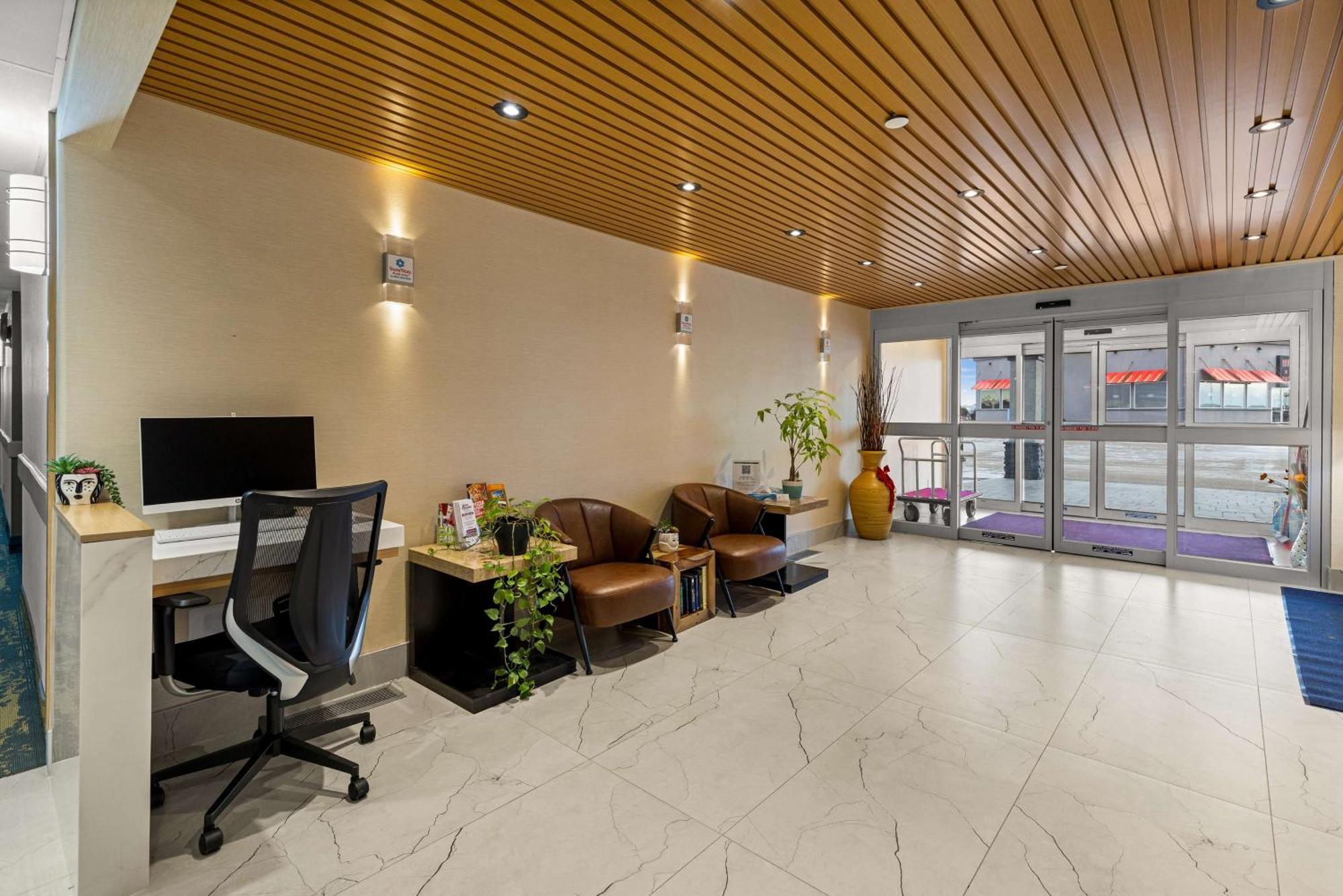 Surestay By Western Hotel
