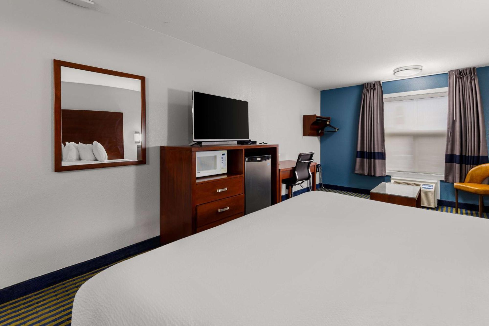 Hotel Surestay By Western 2*
